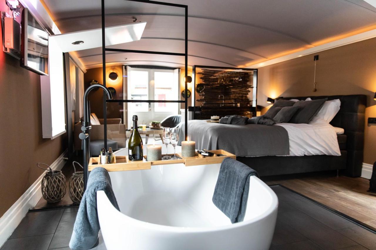 Hotel Wellnessboat De Michiel De Ruyter Groninga Exterior foto